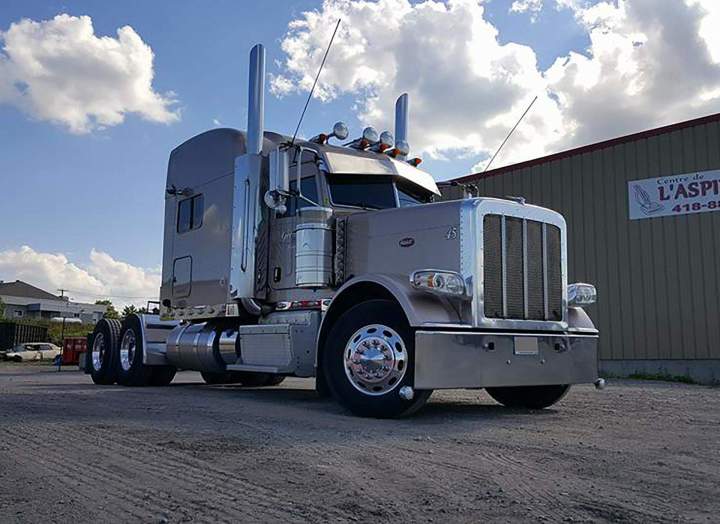 Transport routier urgent Québec